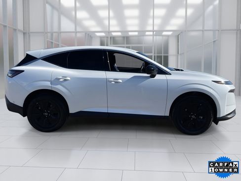 Certified 2025 Nissan Murano SV image 7