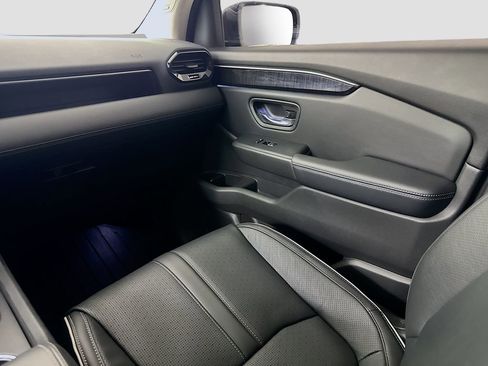 Used 2023 Honda Pilot Elite image 23