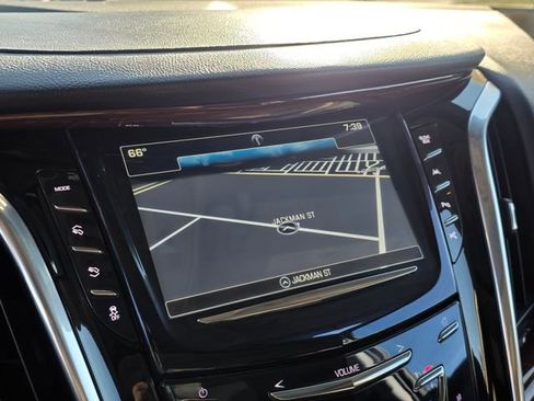 Used 2019 Cadillac Escalade Premium Luxury image 34