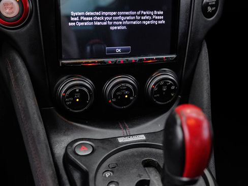 Used 2020 Nissan 370Z Coupe image 30