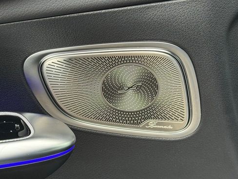 Used 2025 Mercedes-Benz GLC 350e 4MATIC image 18