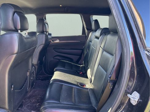 Certified 2016 Jeep Grand Cherokee Laredo w/ Quick Order Package 23E RWD image 11