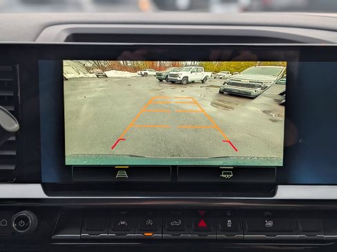 New 2026 Chevrolet Silverado 1500 LT image 3