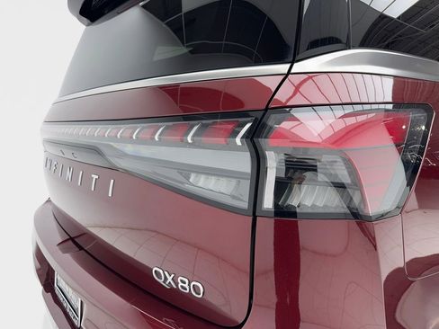 Used 2025 INFINITI QX80 Luxe image 7