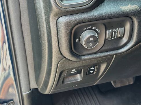 Used 2019 RAM 1500 Sport w/ Advanced Safety Group AWD/4WD image 10