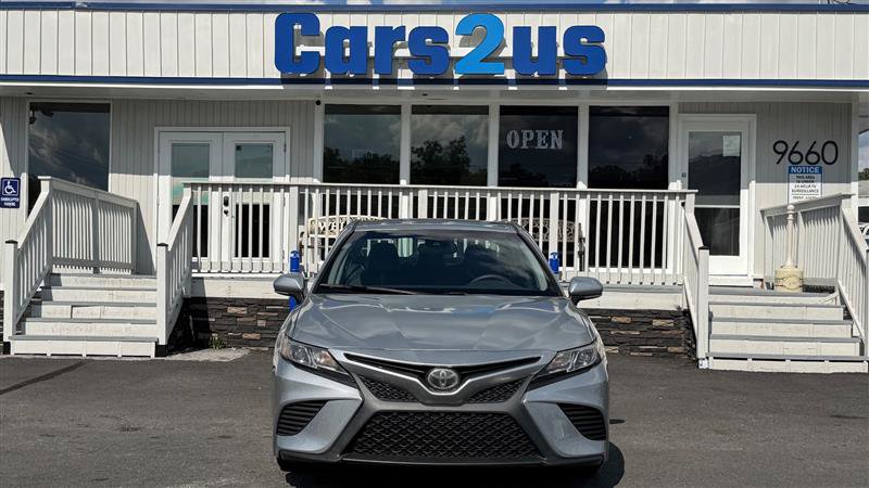 Used 2020 Toyota Camry SE w/ Convenience Package FWD image 10