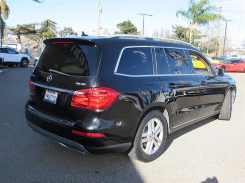 Used 2014 Mercedes-Benz GL 450 4MATIC image 5