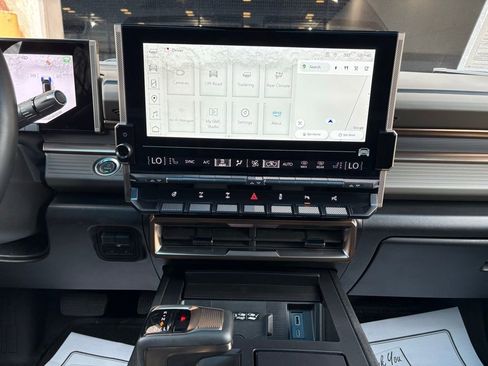 Used 2024 GMC Hummer EV 3X w/ Omega Edition image 34