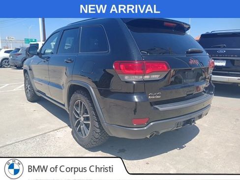 Used 2018 Jeep Grand Cherokee Trailhawk AWD/4WD image 7