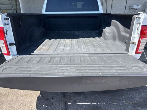 Used 2022 RAM 2500 Tradesman AWD/4WD image 18
