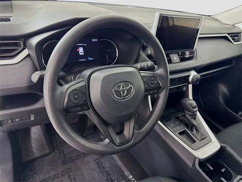 Certified 2025 Toyota RAV4 LE image 9