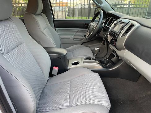 Used 2012 Toyota Tacoma 4x4 Double Cab w/ TRD Sport Pkg image 19