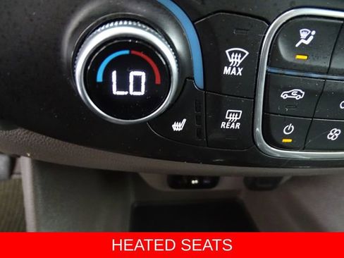 Used 2020 Chevrolet Traverse LT AWD/4WD image 14