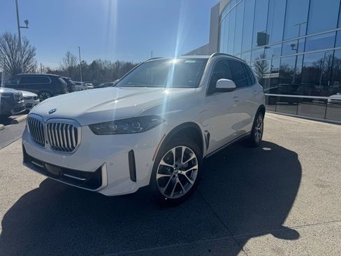 New 2026 BMW X5 xDrive50e w/ Climate Comfort Package image 1