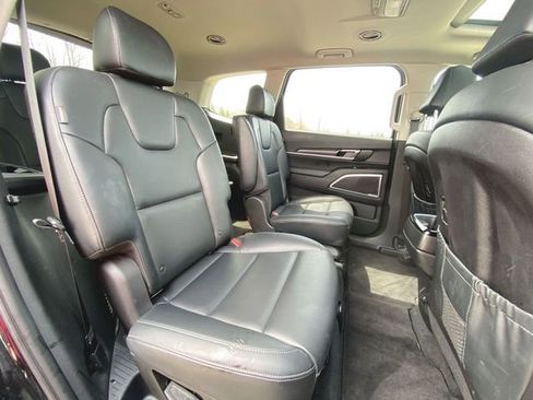 Used 2025 Kia Telluride S AWD/4WD image 27