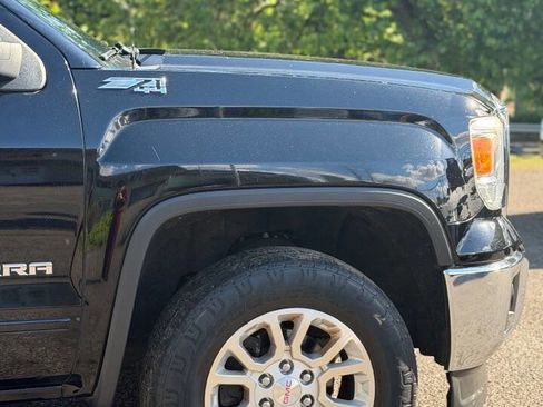 Used 2014 GMC Sierra 1500 SLE w/ SLE Value Package AWD/4WD image 9