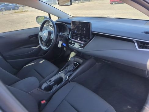 Used 2026 Toyota Corolla LE FWD image 22