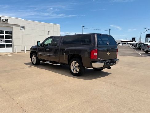 Used 2011 Chevrolet Silverado 1500 LT w/ Regional Value Package RWD image 5