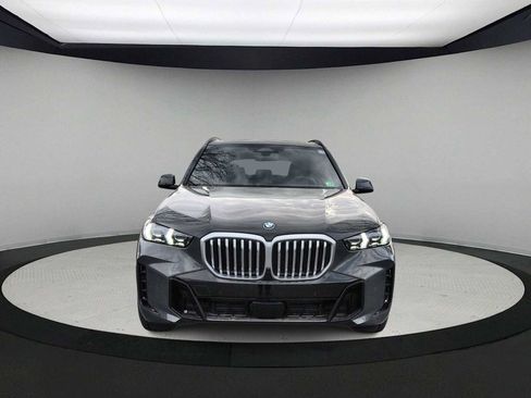 Used 2026 BMW X5 xDrive50e w/ M Sport Package image 3