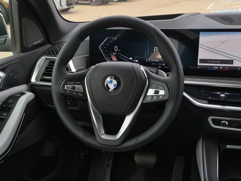 New 2026 BMW X5 sDrive40i w/ Climate Comfort Package image 34