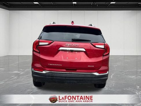 Used 2023 GMC Terrain SLT w/ Tech Package AWD/4WD image 7