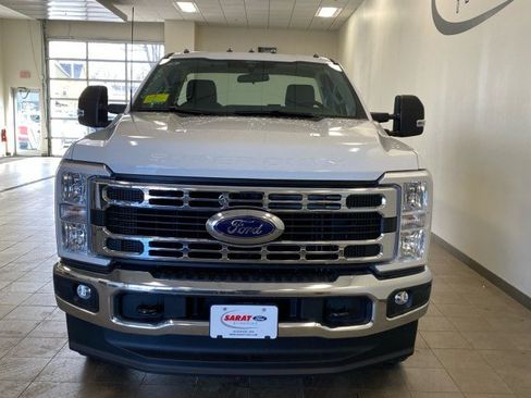 New 2025 Ford F350 XL w/ XL Chrome Package AWD/4WD image 3