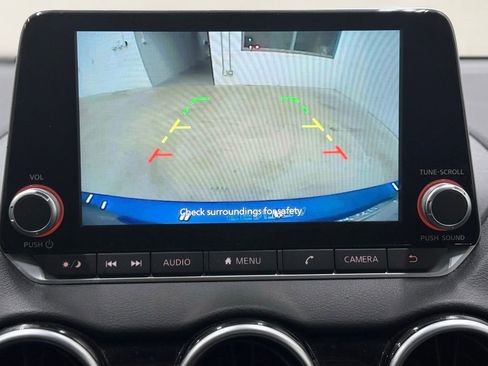 Used 2025 Nissan Sentra SV FWD image 23