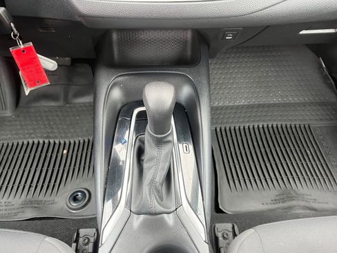 Used 2023 Toyota Corolla LE image 22
