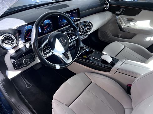 Used 2021 Mercedes-Benz CLA 250 image 13