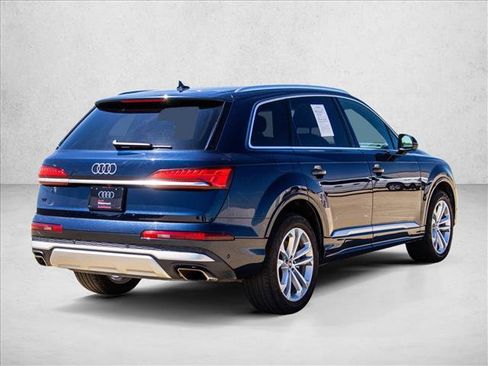 Used 2025 Audi Q7 3.0T Premium Plus AWD/4WD image 5