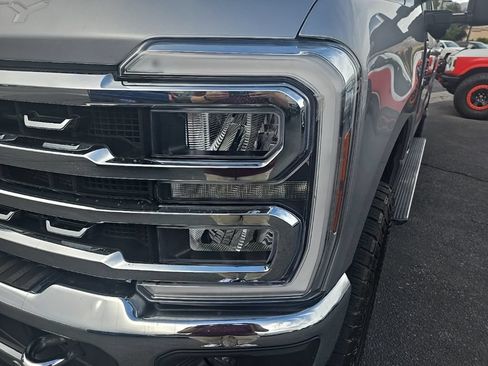 Used 2024 Ford F350 Lariat w/ Lariat Ultimate Package AWD/4WD image 35