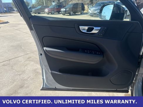 Certified 2025 Volvo XC60 B5 Plus image 18
