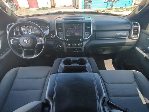 Used 2022 RAM 1500 Big Horn AWD/4WD image 17