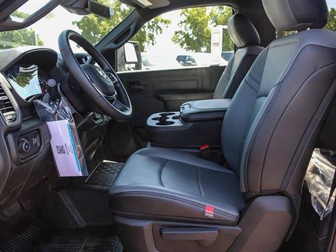 New 2025 RAM 3500 Tradesman image 17