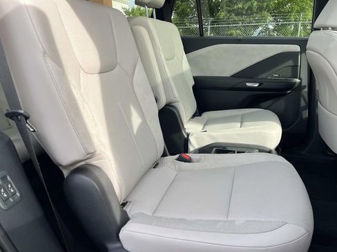 Certified 2026 Lexus TX 350 AWD w/ Technology Package image 27