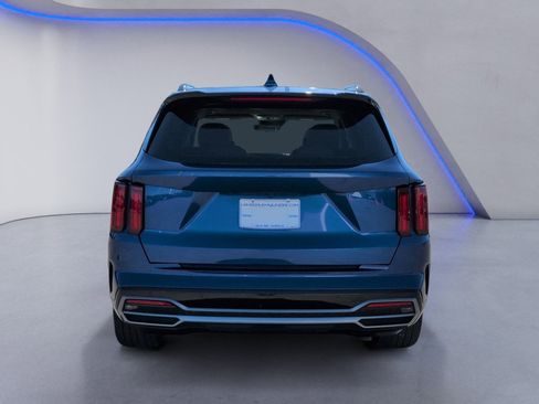 Used 2022 Kia Sorento SX image 8