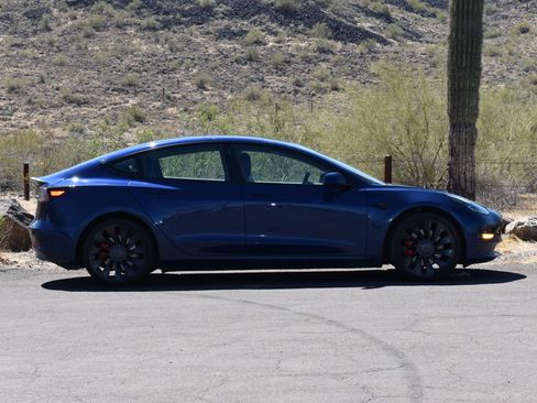 Used 2022 Tesla Model 3 Performance AWD/4WD image 8