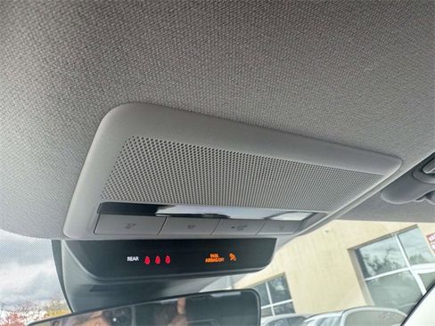 Used 2022 MAZDA CX-30 AWD 2.5 S w/ Select Package image 27