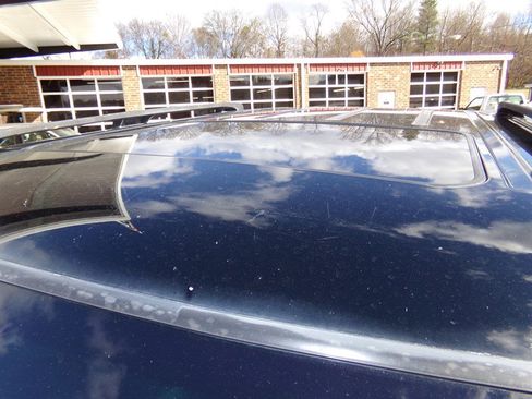 Used 2004 Ford Explorer Sport Trac XLT image 16