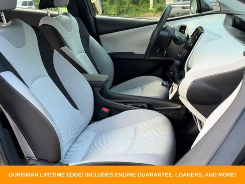 Used 2016 Toyota Prius Two FWD image 19