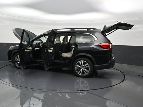 Used 2019 Subaru Ascent Limited AWD/4WD image 34