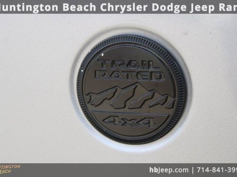Used 2021 Jeep Wrangler Unlimited Sahara image 7
