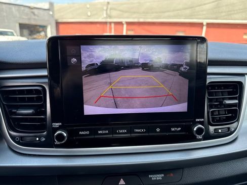 Used 2022 Kia Rio LX FWD image 8