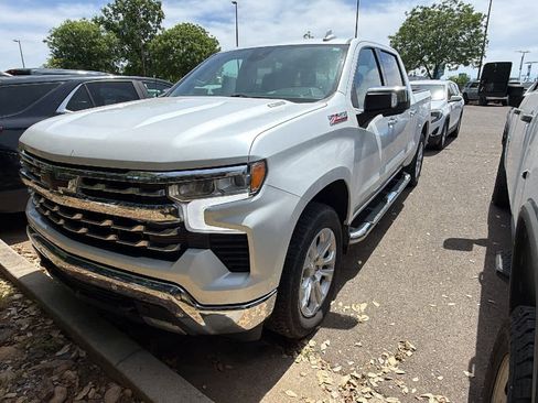 Used 2022 Chevrolet Silverado 1500 LTZ AWD/4WD image 1