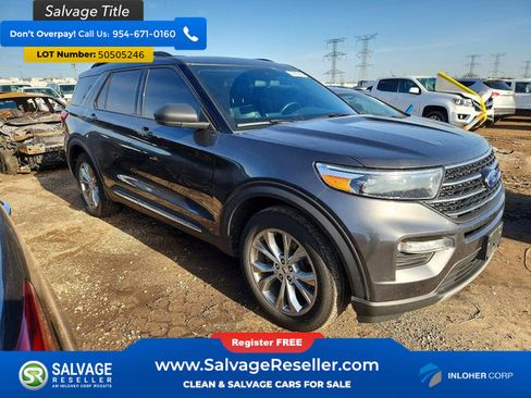Used 2020 Ford Explorer XLT w/ Equipment Group 202A AWD/4WD image 5