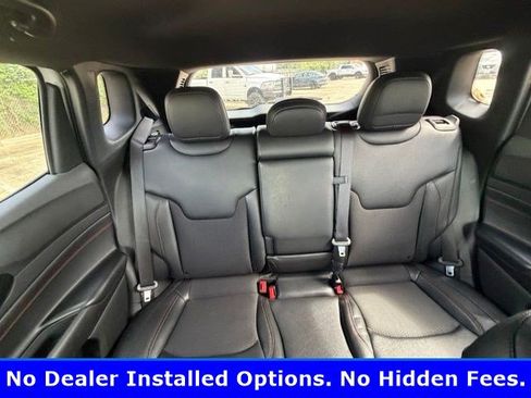 Used 2025 Jeep Compass Trailhawk AWD/4WD image 6