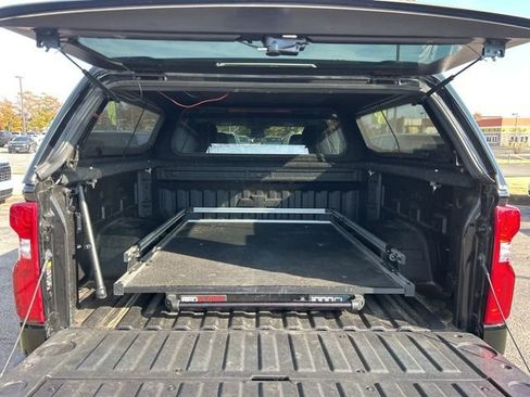 Used 2024 Chevrolet Silverado 1500 LT Trail Boss image 30