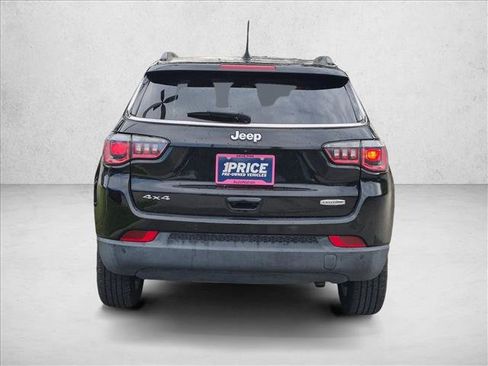 Used 2018 Jeep Compass Latitude w/ Popular Equipment Group AWD/4WD image 6