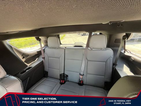 Used 2021 GMC Yukon SLT w/ SLT Luxury Plus Package RWD image 13