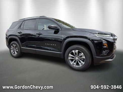New 2026 Chevrolet Equinox LT w/ Convenience Package II AWD/4WD image 10